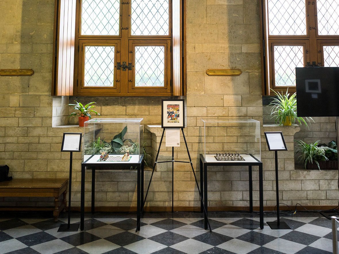 Erie™ Showcases Installation