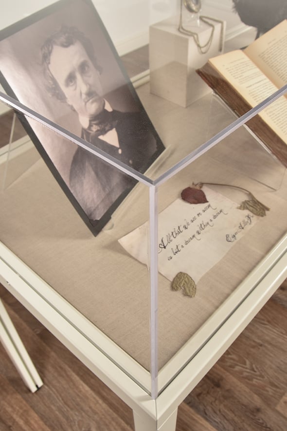 Erie™ Showcases Installation